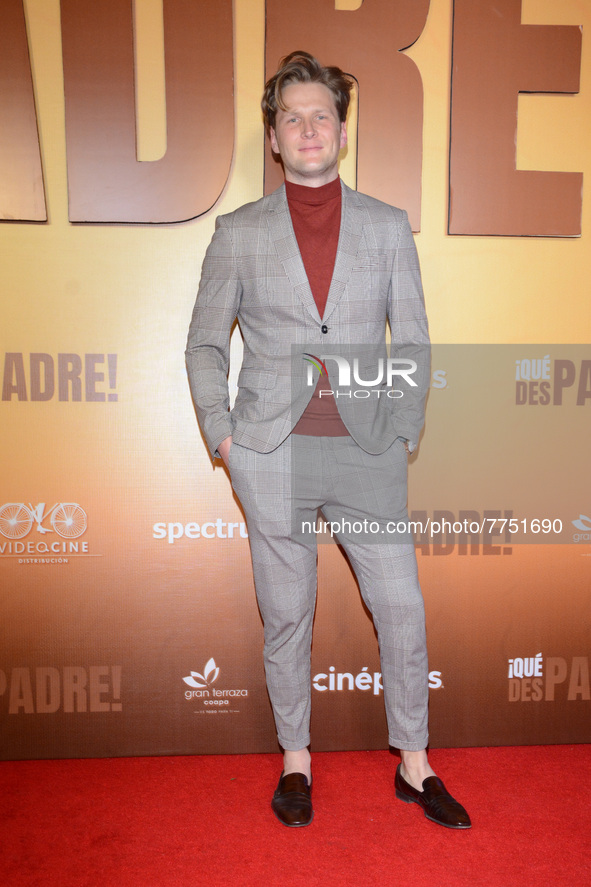 Singer Alexander Acha poses for photos during the red carpet of ‘Que Despadre’ film premiere at Cinepolis Gran Terraza Coapa. On February 9,...