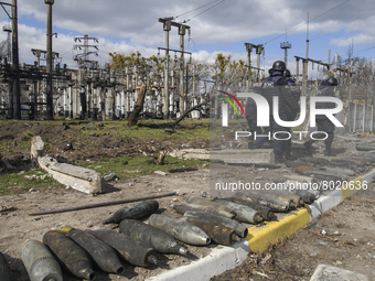 Ukrainian Sapers dispers explosive items and shells in the recaptured by the Ukrainian army Bucha city near Kyiv, Ukraine, 04 April 2022. (