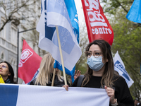 A large group of people in front of the Ministry of Health manifests itself in better conditions with boards and flags, on April 7, 2022, in...