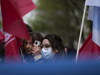 A large group of people in front of the Ministry of Health manifests itself in better conditions with boards and flags, on April 7, 2022, in...