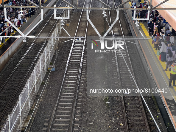 People at Tanah Abang Station, Jakarta, Indonesia, on April 20, 2022 amid the COVID-19 pandemic.