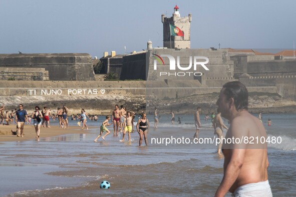 People are seen performing outdoor activities on the coastline of Carcavelos Beach. Lisbon, May 09, 2022. Two months after the lifting of th...