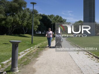 People are seen performing outdoor activities in the surroundings of the Vasco da Gama walkway, close to the Tejo river. Lisbon, 02 May 2022...