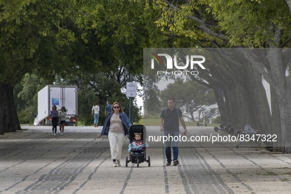 People are seen walking in the vicinity of Eduardo VII Gardens. Lisbon, June 03, 2022. Portugal has already passed the peak of this COVID-19...