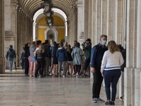 People  are seen gathered near Praça de Comercio. Lisbon, June 03, 2022. According to data from the General Health Authority (DSG), Portugal...