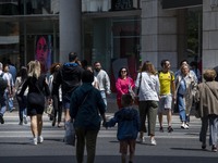 People are seen walking near Saldanha district. Lisbon, June 03, 2022. According to data from the General Health Authority (DSG), Portugal r...