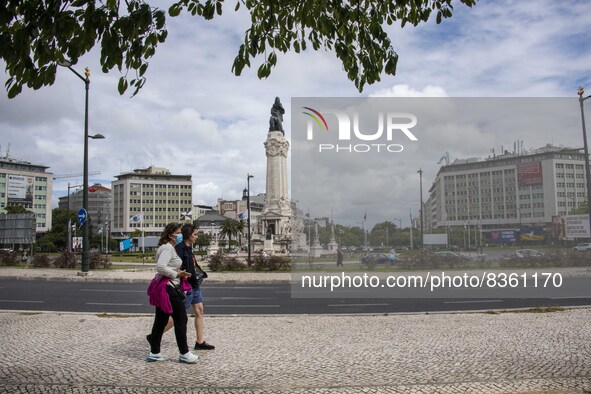 People are seen walking in the vicinity of Marqués de Pombal Monument. Lisbon, June 03, 2022. According to data from the General Health Auth...