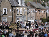 Galashiels, UK. 02 Jul.2022.  

Principals at the Old Town cross where the creation of Galashiels as a Burgh of Barony in 1599 is recalled...