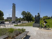 People are seen performing outdoor activities in the vicinity of the Eduardo VII park. Lisbon, 08 August 2022. Portugal recorded 19,643 SARS...