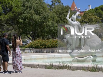 People are seen performing outdoor activities in the vicinity of the Eduardo VII park. Lisbon, 08 August 2022. Portugal recorded 19,643 SARS...