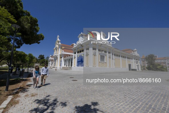 People are seen performing outdoor activities in the vicinity of the Eduardo VII park. Lisbon, 08 August 2022. Portugal recorded 19,643 SARS...