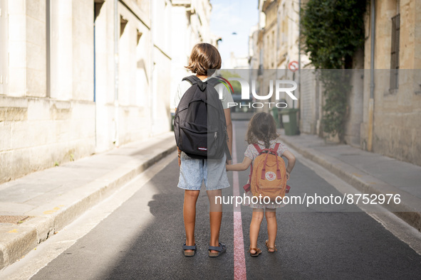 Students back to school in Bordeaux, France, on September 1, 2022. 