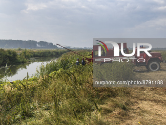 Rescuers are extinguishing Peat soil fires near the village of Sosnivka in the Kyiv Region, Ukraine September 6, 2022 (