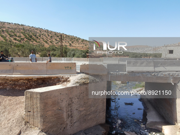 Several cases of cholera were recorded in northwestern Syria, where pictures show pools of contaminated water in front of tents for the disp...