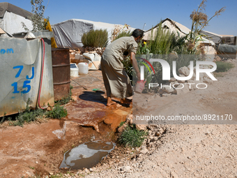 Several cases of cholera were recorded in northwestern Syria, where pictures show pools of contaminated water in front of tents for the disp...