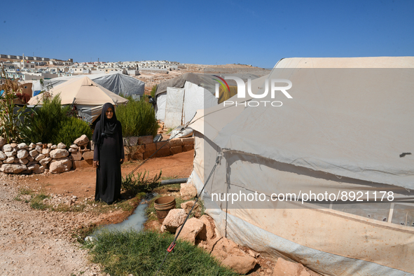 Several cases of cholera were recorded in northwestern Syria, where pictures show pools of contaminated water in front of tents for the disp...