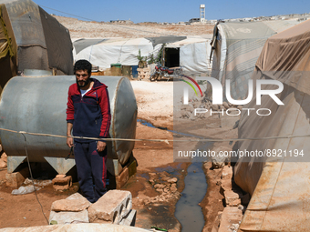 Several cases of cholera were recorded in northwestern Syria, where pictures show pools of contaminated water in front of tents for the disp...