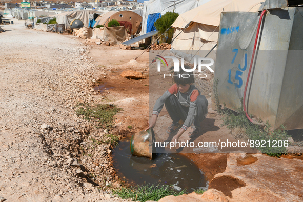 Several cases of cholera were recorded in northwestern Syria, where pictures show pools of contaminated water in front of tents for the disp...