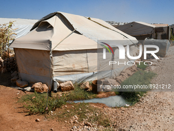 Several cases of cholera were recorded in northwestern Syria, where pictures show pools of contaminated water in front of tents for the disp...