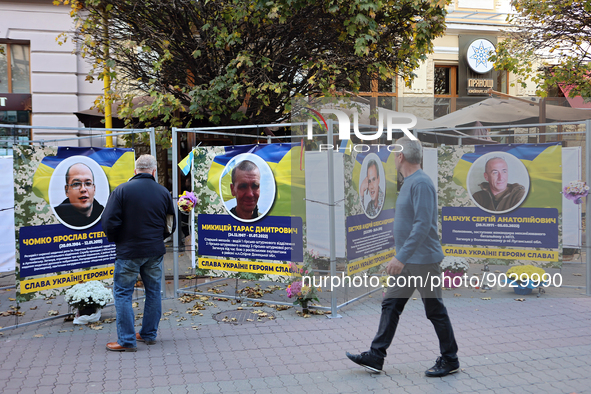 IVANO-FRANKIVSK, UKRAINE - OCTOBER 17, 2022 - The Alley of Glory set in the center of Ivano-Frankivsk (on the pedestrian part of Nezalezhnos...