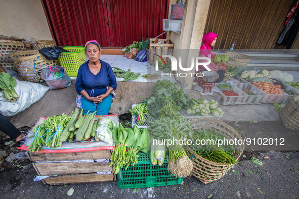 Residents' activities at Bandarjo Market, a traditional market in Ungaran, Central Java Province, Indonesia on October 28, 2022. Indonesian...