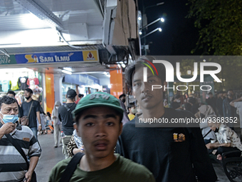 People gather at Malioboro Street during holiday for the end of the year in Yogyakarta, Indonesia on December 30, 2022, as Indonesian Presid...