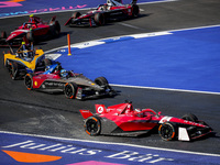 27 DENNIS Jake (gbr), Avalanche Andretti Formula E, Spark-Porsche, Porsche 99X Electric, action during the 2023 Mexico City ePrix, 1st meeti...