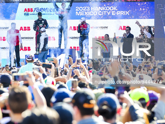 podium, celebration portrait DENNIS Jake (gbr), Avalanche Andretti Formula E, Spark-Porsche, Porsche 99X Electric, WEHRLEIN Pascal (ger), TA...