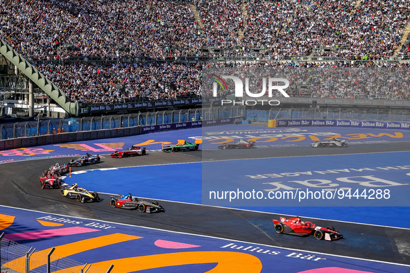 27 DENNIS Jake (gbr), Avalanche Andretti Formula E, Spark-Porsche, Porsche 99X Electric, action during the 2023 Mexico City ePrix, 1st meeti...