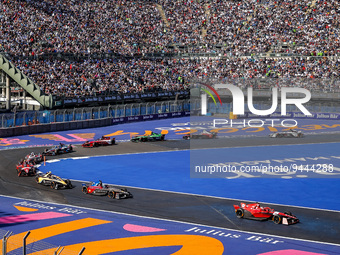 27 DENNIS Jake (gbr), Avalanche Andretti Formula E, Spark-Porsche, Porsche 99X Electric, action during the 2023 Mexico City ePrix, 1st meeti...