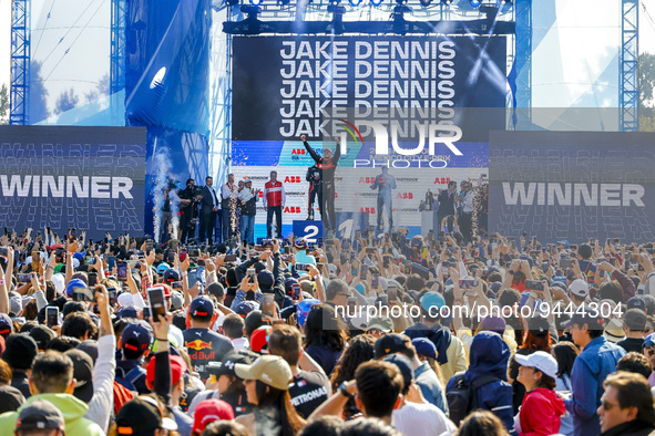 podium, celebration portrait DENNIS Jake (gbr), Avalanche Andretti Formula E, Spark-Porsche, Porsche 99X Electric, WEHRLEIN Pascal (ger), TA...