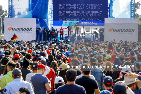 podium, celebration portrait DENNIS Jake (gbr), Avalanche Andretti Formula E, Spark-Porsche, Porsche 99X Electric, WEHRLEIN Pascal (ger), TA...