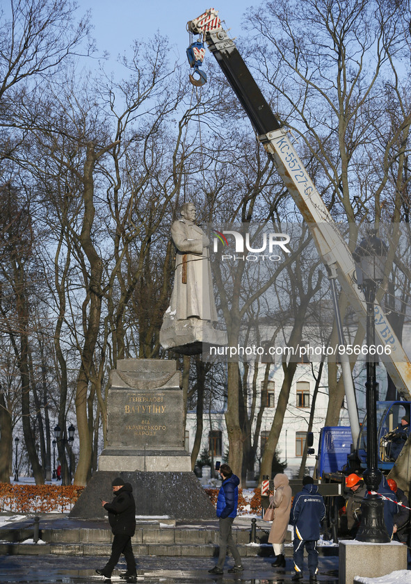 Ukrainian municipal workers dismount a monument to WWII Soviet Army General Nikolai Vatutin in downtown in Kyiv, Ukraine 9 February 2023, am...