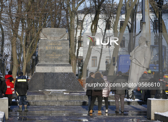 Ukrainian municipal workers dismount a monument to WWII Soviet Army General Nikolai Vatutin in downtown in Kyiv, Ukraine 9 February 2023, am...