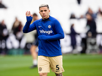 Enzo Fernandez of Chelsea warms up during the Premier League match between West Ham United and Chelsea at the London Stadium, Stratford on S...