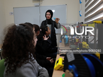 Palestinian female students in 3D Printing training at Spark for Innovation and Creativity. in Gaza City on February 28, 2023. 
 (