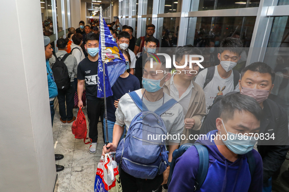 The first group of Chinese tourists who came to Sri Lanka after the COVID pandemic on March 1, 2023, in Katunayake, Sri Lanka.  A Sri Lankan...