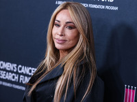 American television personality, author and interior designer Faye Resnick arrives at The Women's Cancer Research Fund's An Unforgettable Ev...