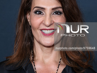 Canadian actress, director, producer and screenwriter Nia Vardalos arrives at The Women's Cancer Research Fund's An Unforgettable Evening Be...