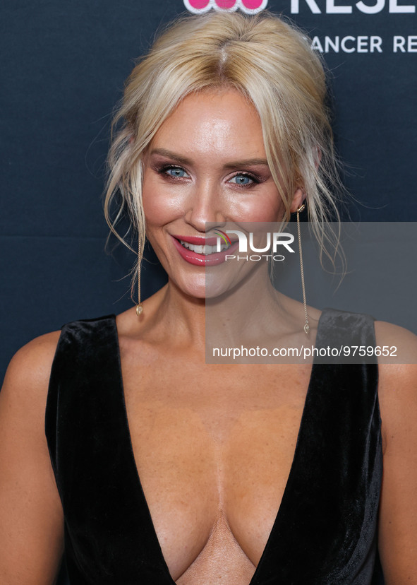 Australian actress and model Nicky Whelan arrives at The Women's Cancer Research Fund's An Unforgettable Evening Benefit Gala 2023 held at t...