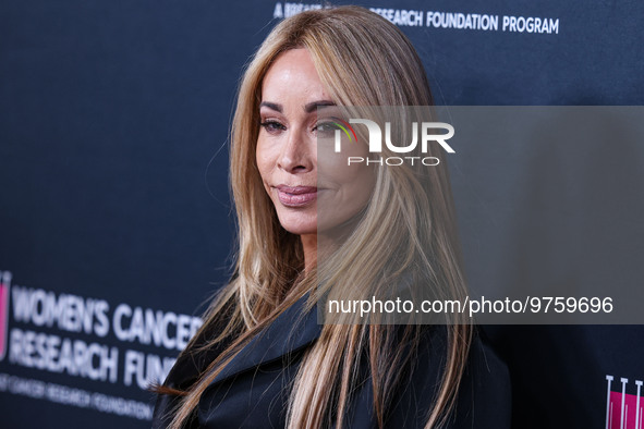 American television personality, author and interior designer Faye Resnick arrives at The Women's Cancer Research Fund's An Unforgettable Ev...