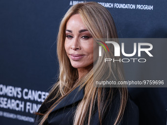 American television personality, author and interior designer Faye Resnick arrives at The Women's Cancer Research Fund's An Unforgettable Ev...