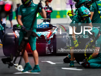 14 ALONSO Fernando (spa), Aston Martin F1 Team AMR23, action pitstop during the Formula 1 STC Saudi Arabian Grand Prix 2023, 2nd round of th...