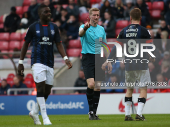 Referee Scott Oldham warns Luton Town's Luke Berry during the Sky Bet Championship match between Sunderland and Luton Town at the Stadium Of...