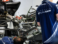 Scuderia AlphaTauri AT04, mechanics working on the engine, gearbox and electronic system in the garage during the Formula 1 STC Saudi Arabia...