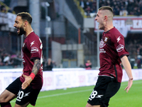 Lorenzo Pirola of US Salernitana celebrates after scoring first goal during the Serie A match between US Salernitana and Bologna FC at Stadi...