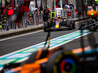 01 VERSTAPPEN Max (nld), Red Bull Racing RB19, action pitlane during the Formula 1 STC Saudi Arabian Grand Prix 2023, 2nd round of the 2023...