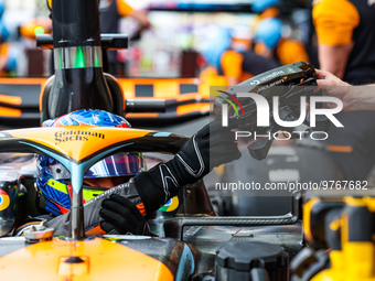 McLaren F1 Team MCL60, mechanical detail of the steering wheel during the Formula 1 STC Saudi Arabian Grand Prix 2023, 2nd round of the 2023...