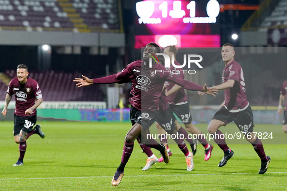 Boulaye Dia of US Salernitana celebrates after scoring second goal during the Serie A match between US Salernitana and Bologna FC at Stadio...