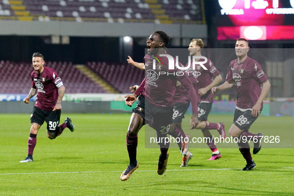 Boulaye Dia of US Salernitana celebrates after scoring second goal during the Serie A match between US Salernitana and Bologna FC at Stadio...